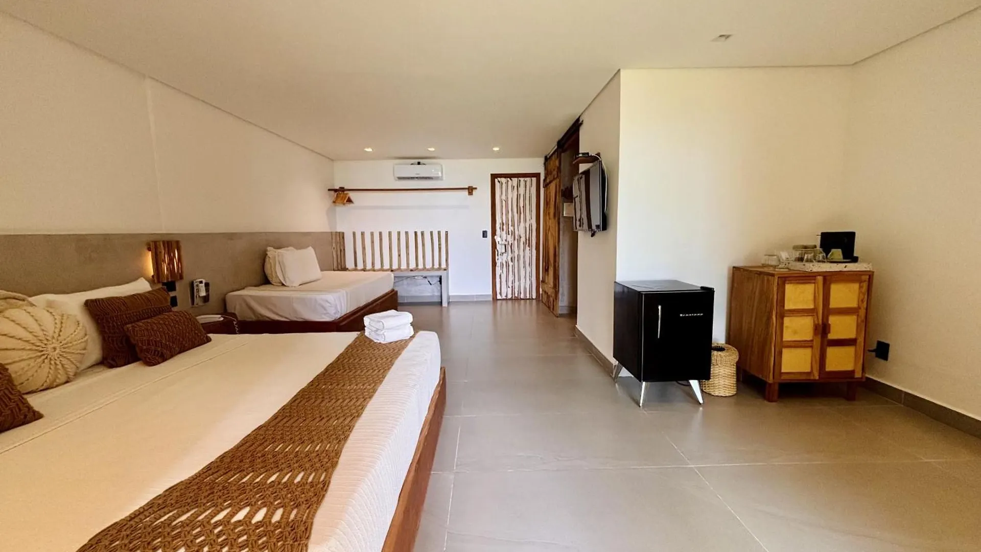 Hotel Pousada Pitinga Porto Seguro 4*,